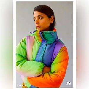 Urban Outfitters BDG Isla Lightweight Funnel Neck Puffer Jacket Size S 🌈